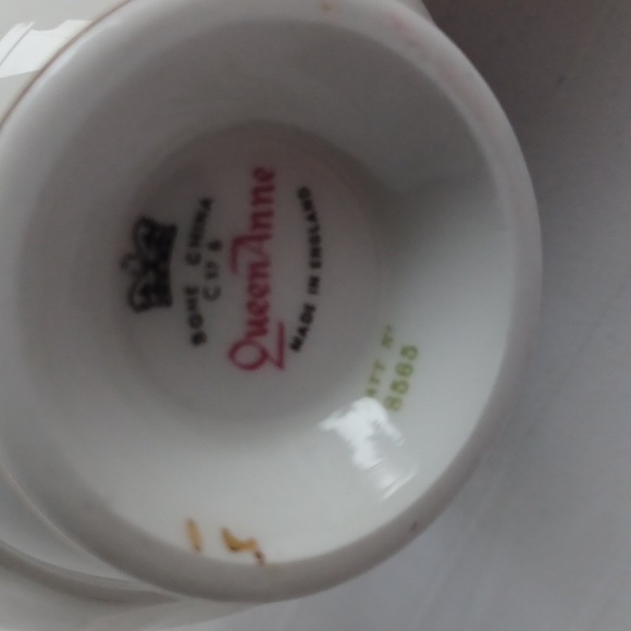 Queen Anne Floral "Happy Birthday" Tea Cup & Saucer - Picture 8 of 11